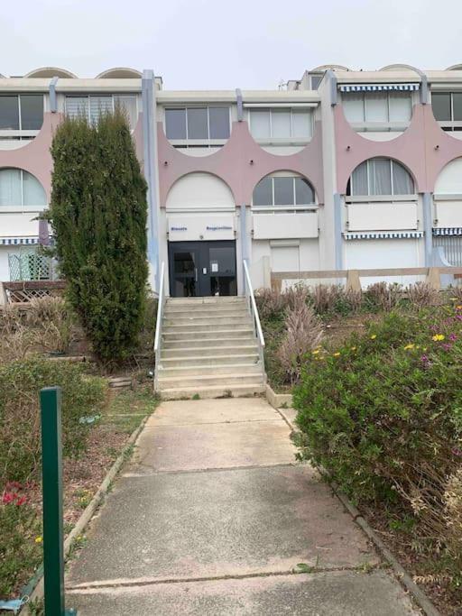 Grand Studio, Piscines, Proche Appartement